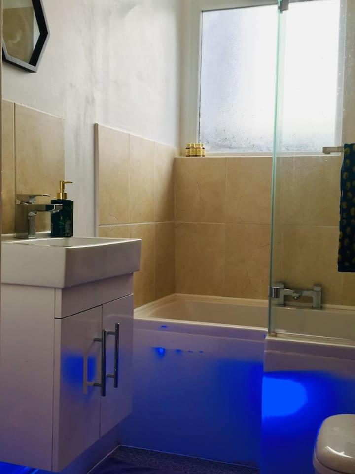 Spacious Apartment In The Heart Of St Leonards Hastings Eksteriør bilde
